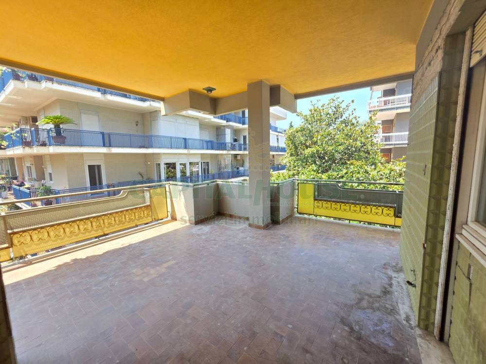 appartamento in vendita a Caserta in zona Acquaviva