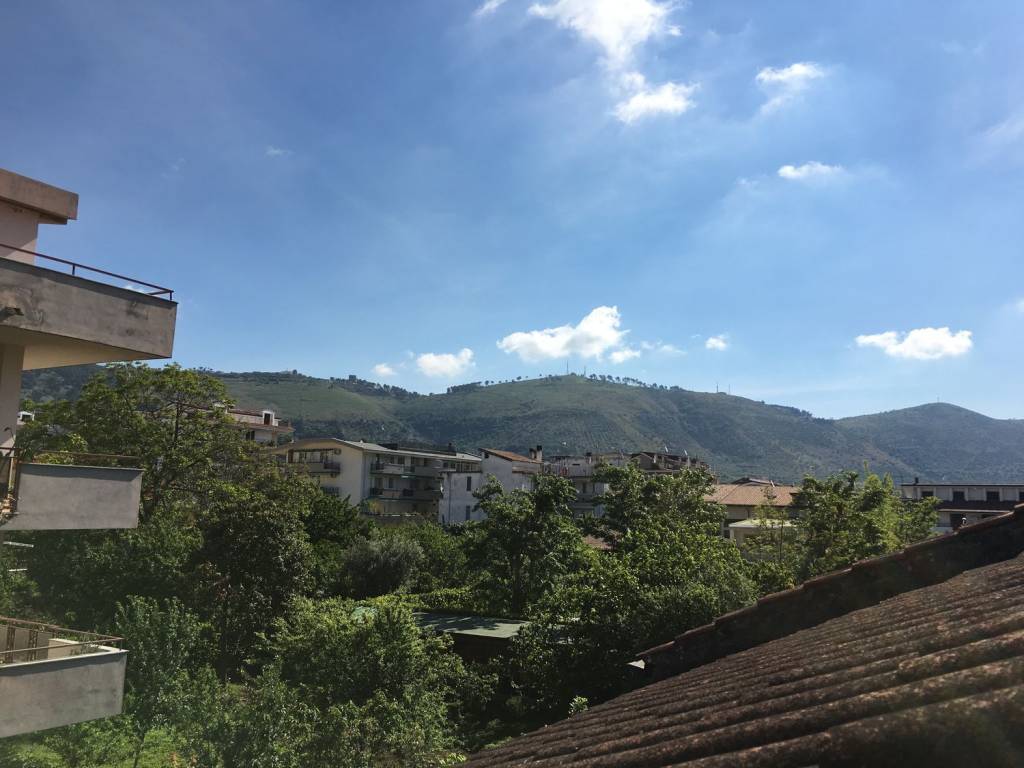 casa indipendente in vendita a Caserta