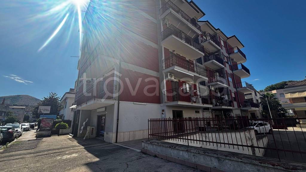 appartamento in vendita a Caserta in zona Centurano/Cerasole