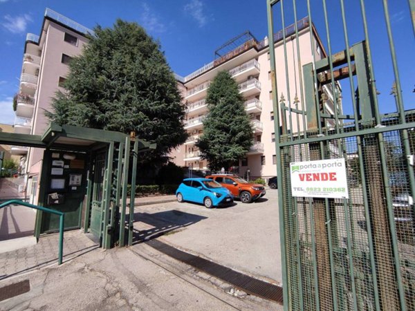 appartamento in vendita a Caserta