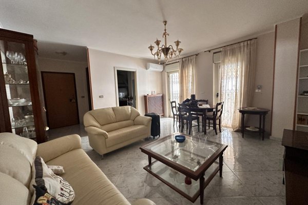 appartamento in vendita a Caserta in zona Acquaviva