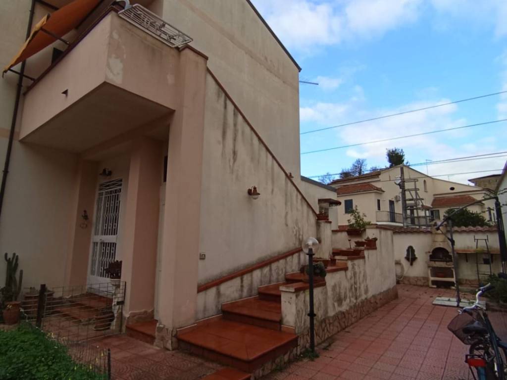 appartamento in vendita a Caserta in zona Acquaviva