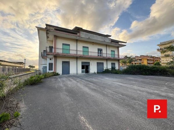 casa indipendente in vendita a Caserta in zona San Clemente