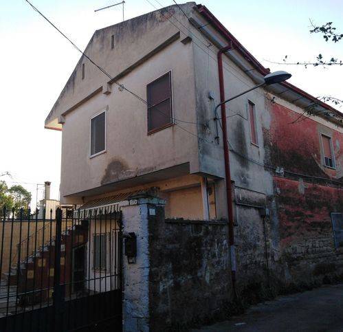 casa indipendente in vendita a Caserta