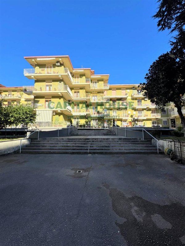 appartamento in vendita a Caserta in zona Acquaviva