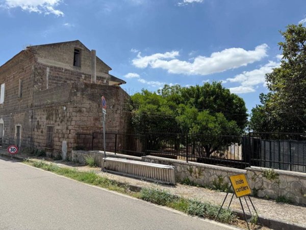 casa indipendente in vendita a Caserta in zona Acquaviva