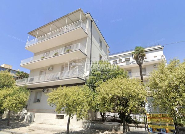 appartamento in vendita a Caserta in zona Acquaviva