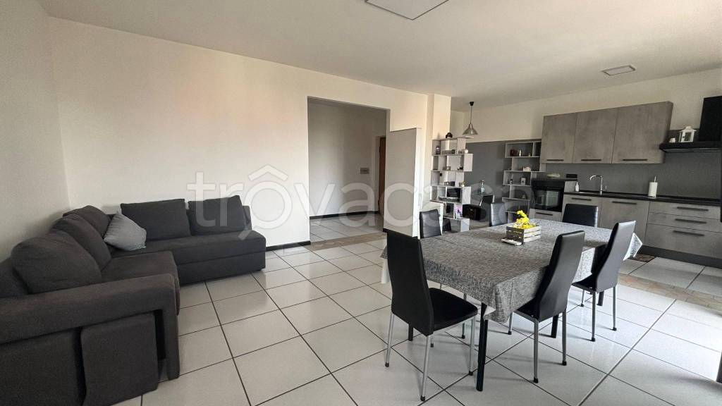 appartamento in vendita a Caserta in zona Centurano/Cerasole