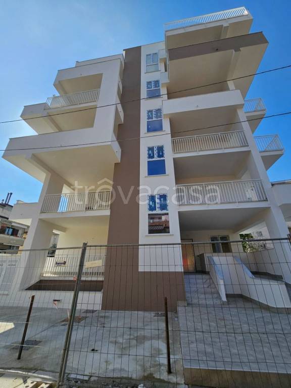 appartamento in vendita a Caserta in zona Falciano