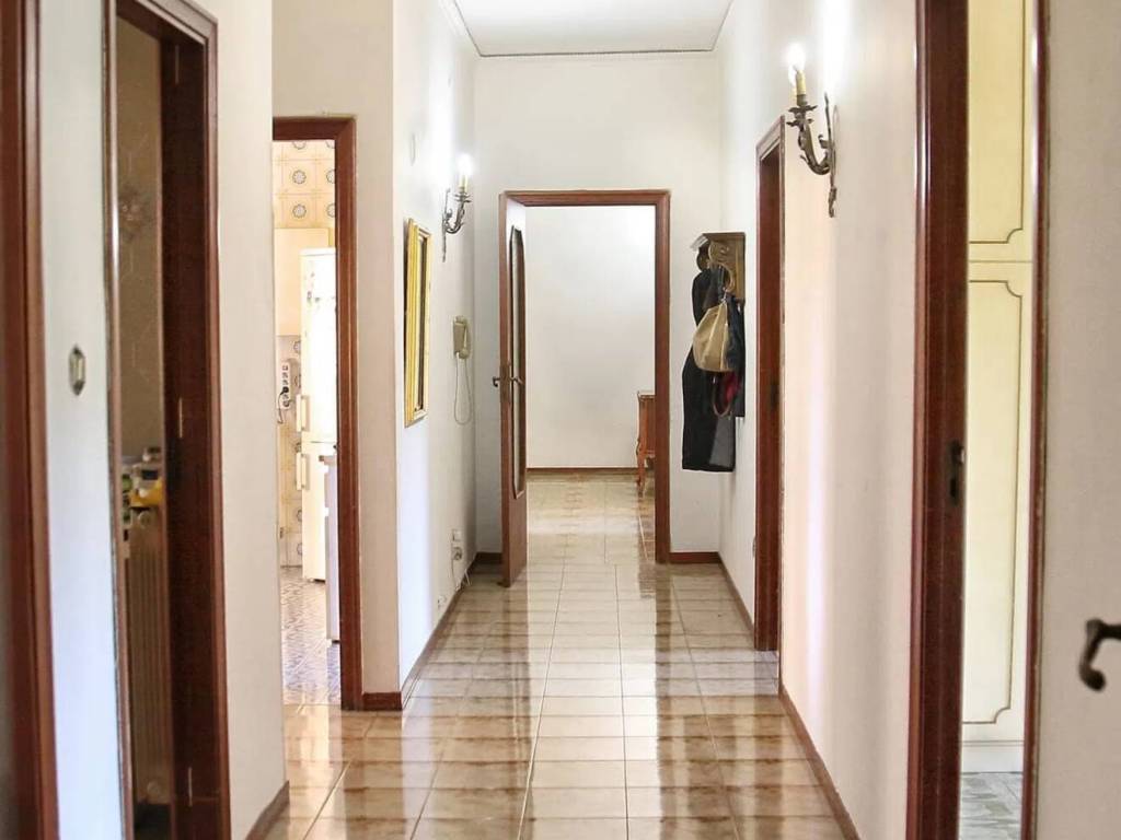 appartamento in vendita a Caserta in zona Acquaviva