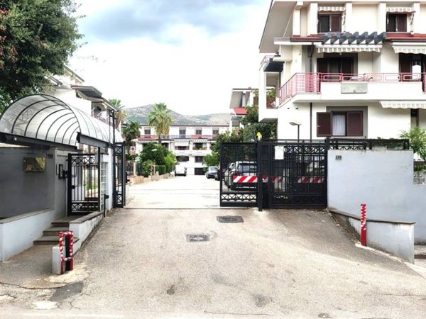 appartamento in vendita a Caserta in zona Centro Città