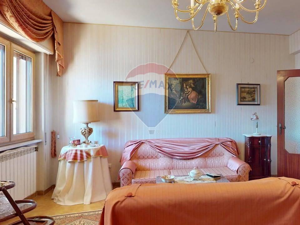 appartamento in vendita a Caserta in zona Acquaviva