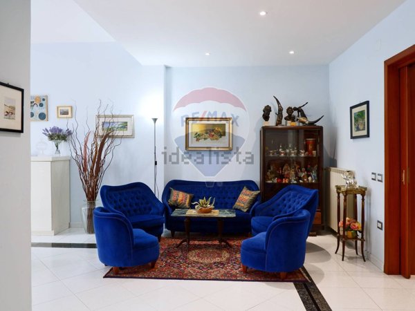 casa indipendente in vendita a Caserta in zona Acquaviva