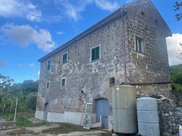 casa indipendente in vendita a Caserta in zona Casola