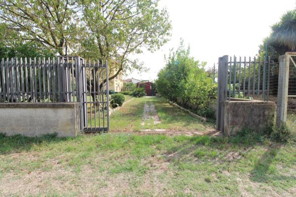 terreno agricolo in vendita a Caserta in zona Briano