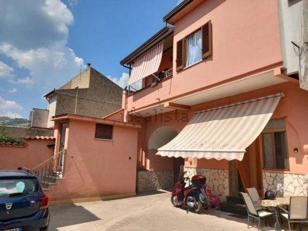 quadrivano in vendita a Caserta in zona Garzano