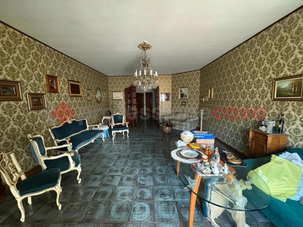 appartamento in vendita a Caserta in zona Acquaviva