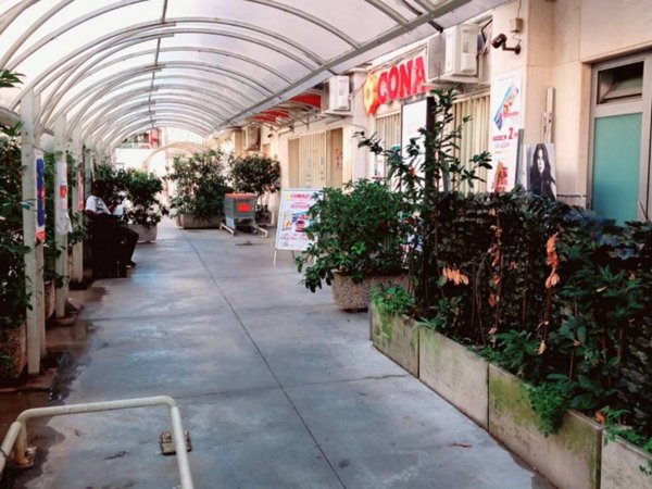 negozio in vendita a Caserta