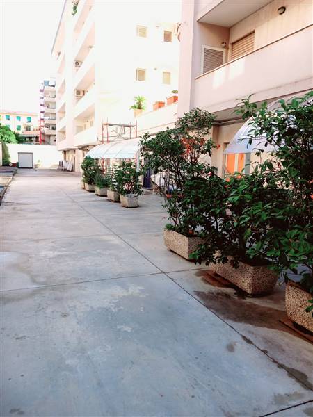 negozio in vendita a Caserta in zona Centro Città