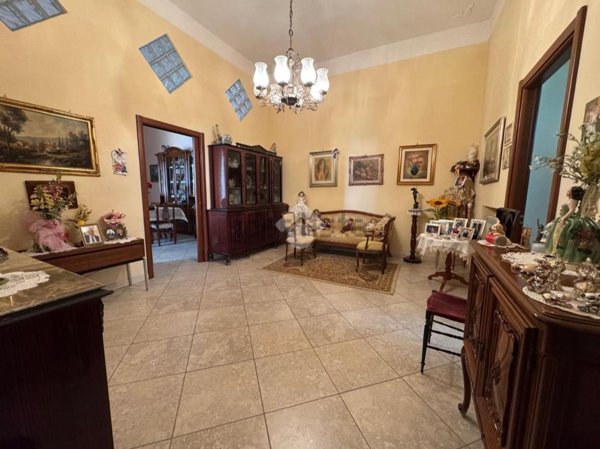 appartamento in vendita a Caserta in zona Acquaviva