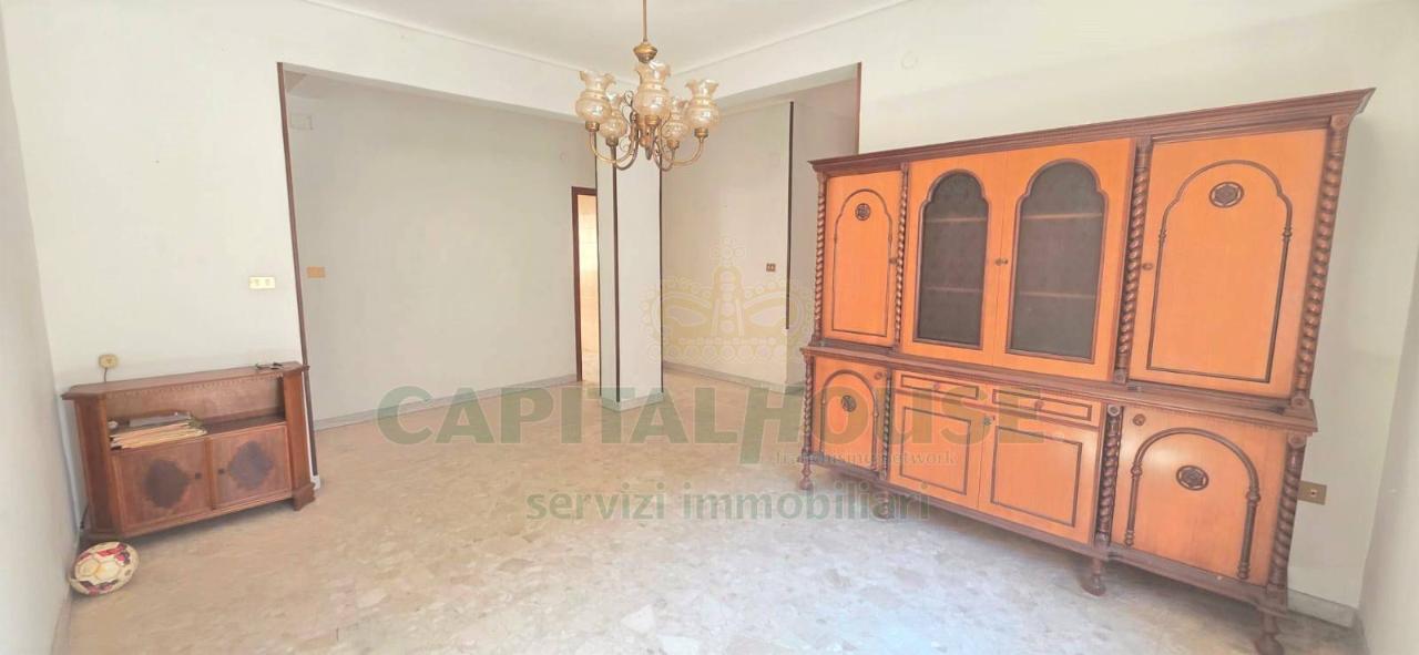 appartamento in vendita a Caserta in zona Acquaviva