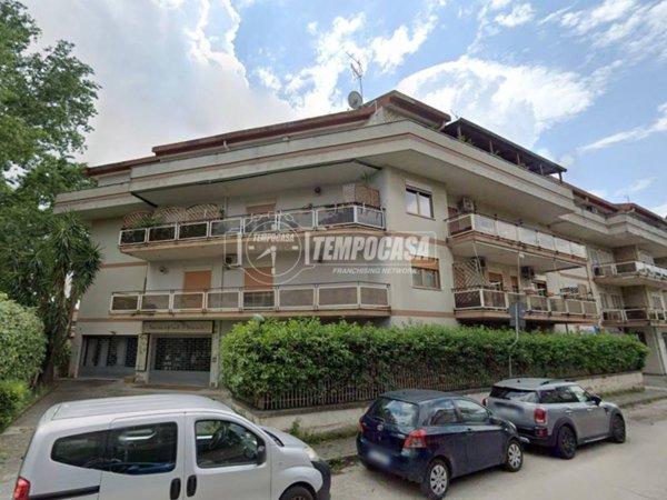 appartamento in vendita a Caserta in zona Acquaviva