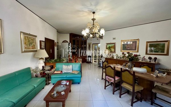 appartamento in vendita a Caserta in zona Acquaviva