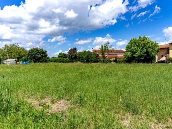 terreno agricolo in vendita a Caserta in zona Falciano