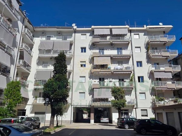 appartamento in vendita a Caserta in zona Acquaviva