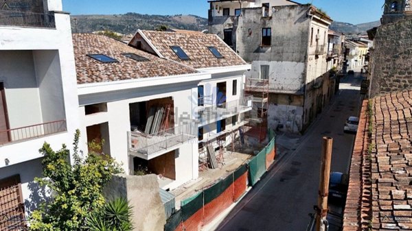 appartamento in vendita a Caserta in zona Acquaviva