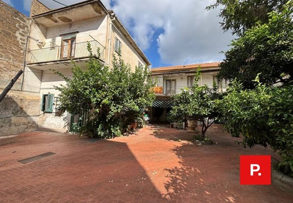 appartamento in vendita a Caserta in zona San Leucio