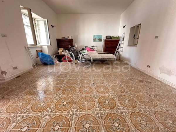 appartamento in vendita a Caserta in zona Acquaviva