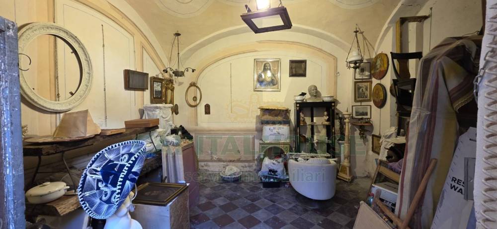 monolocale in vendita a Caserta in zona Acquaviva
