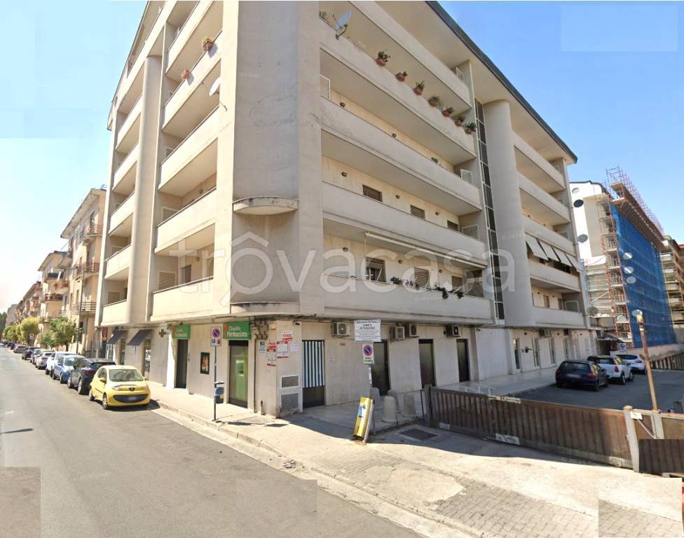ufficio in vendita a Caserta in zona Centro Città