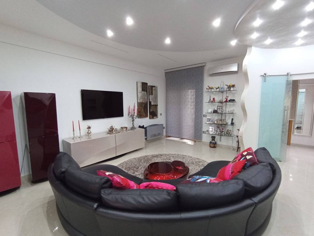 appartamento in vendita a Caserta in zona Acquaviva