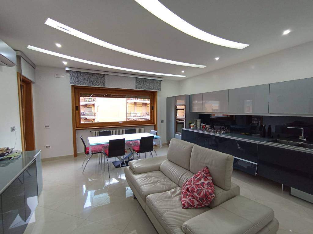 appartamento in vendita a Caserta in zona Acquaviva