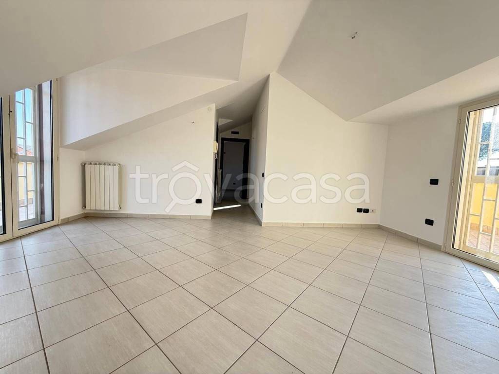 appartamento in vendita a Caserta in zona Acquaviva