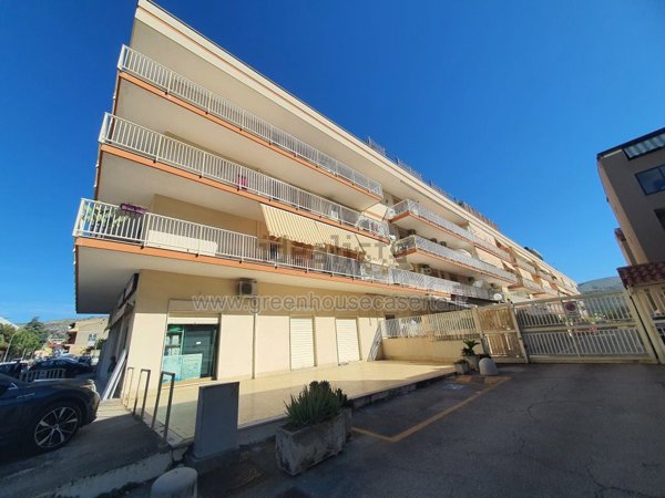 appartamento in vendita a Caserta in zona Acquaviva