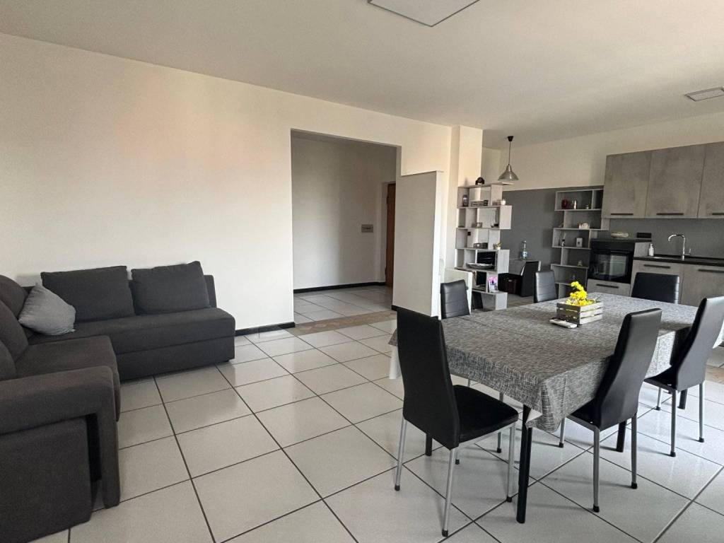 appartamento in vendita a Caserta in zona Centurano/Cerasole