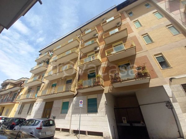 appartamento in vendita a Caserta in zona Acquaviva