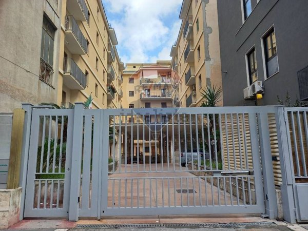 appartamento in vendita a Caserta in zona Acquaviva