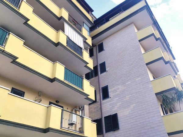 appartamento in vendita a Caserta in zona Acquaviva