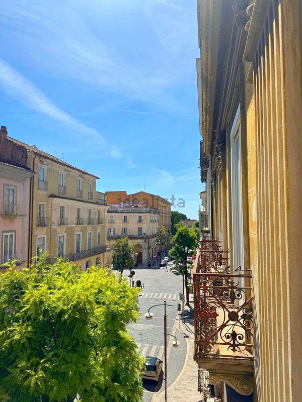 appartamento in vendita a Caserta in zona Centro Città