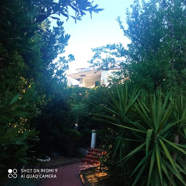 casa indipendente in vendita a Caserta