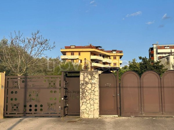 appartamento in vendita a Caserta in zona San Leucio