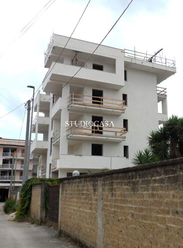 appartamento in vendita a Caserta in zona Acquaviva