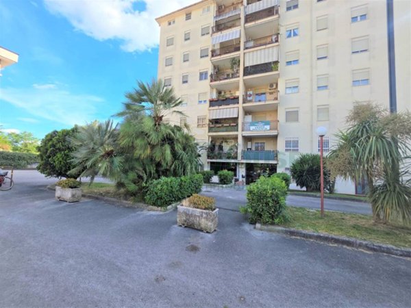 appartamento in vendita a Caserta in zona Acquaviva