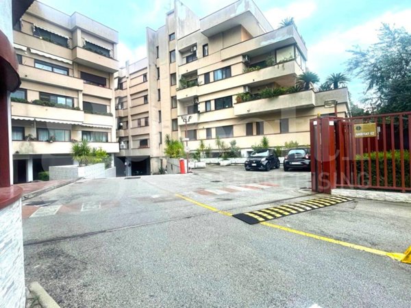 appartamento in vendita a Caserta in zona Acquaviva
