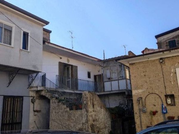 appartamento in vendita a Caserta in zona Garzano