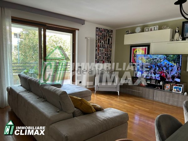 appartamento in vendita a Caserta in zona Briano